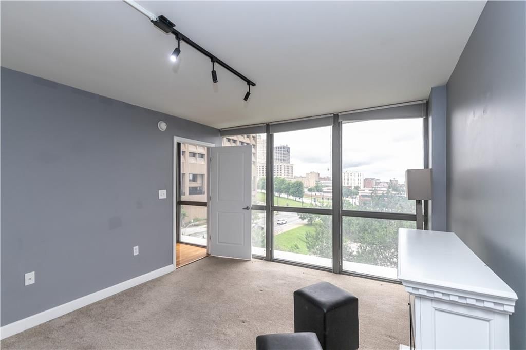 600 Admiral Boulevard — photo 12