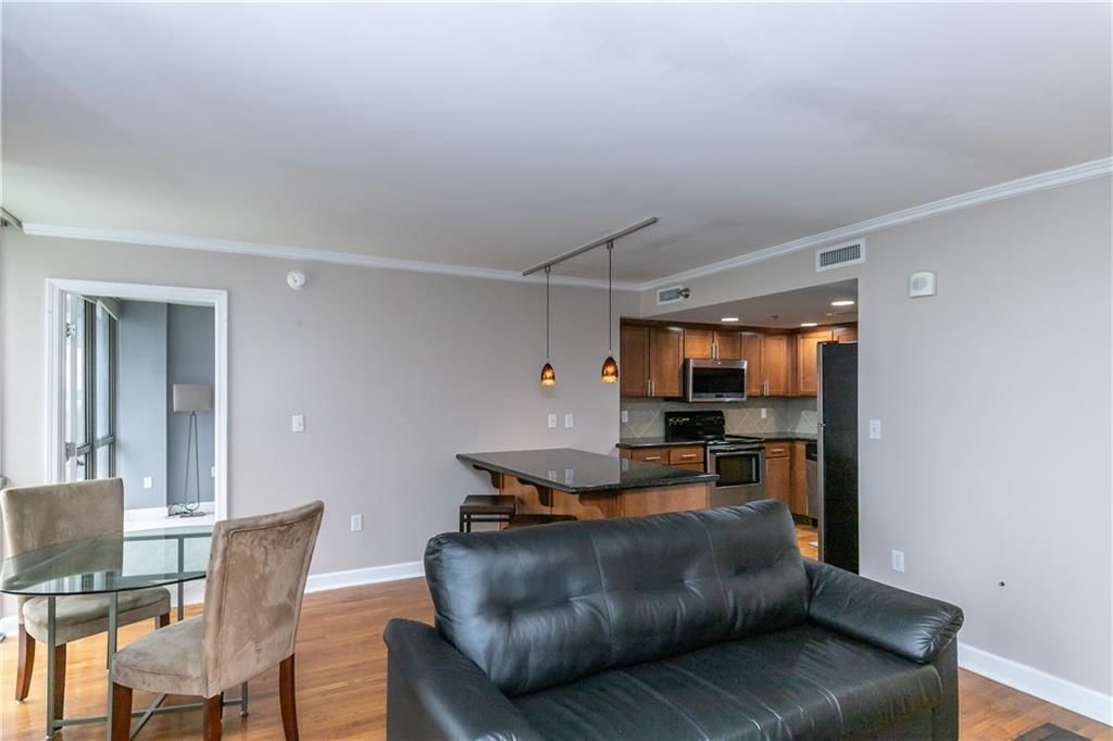 600 Admiral Boulevard — photo 23