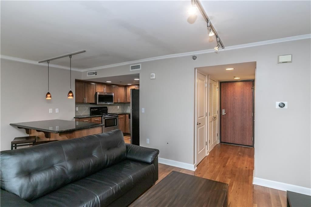 600 Admiral Boulevard — photo 24