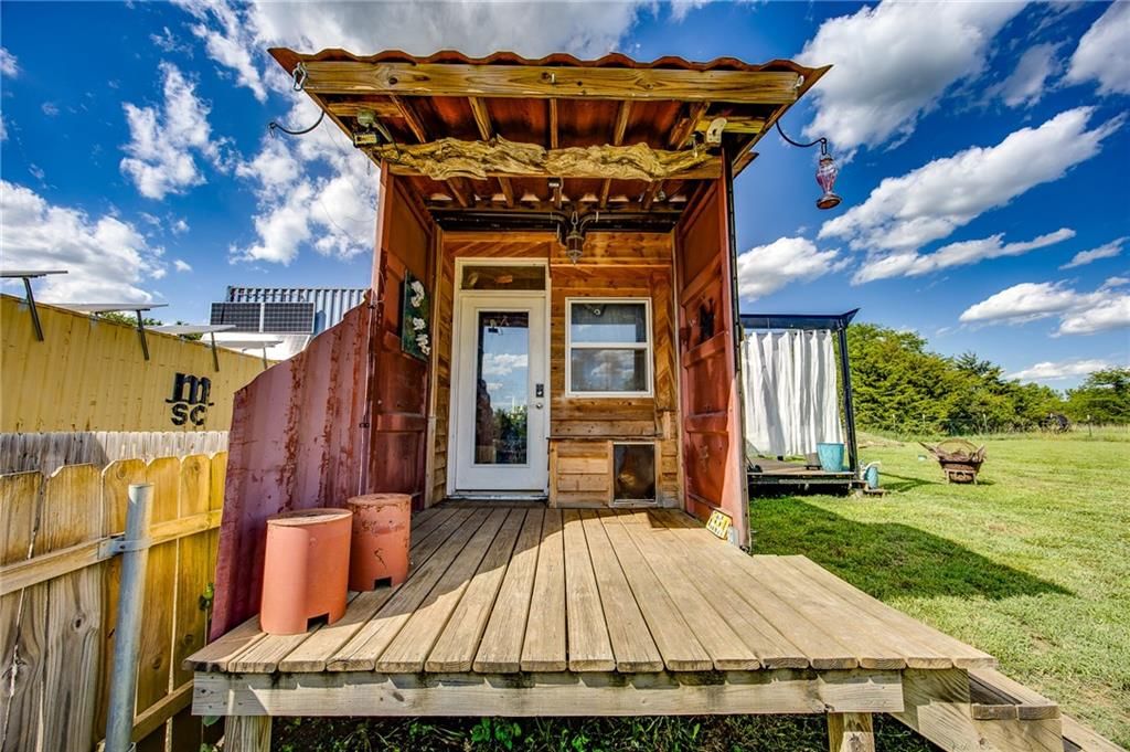 5926 SE 101 Street, Berryton, KS