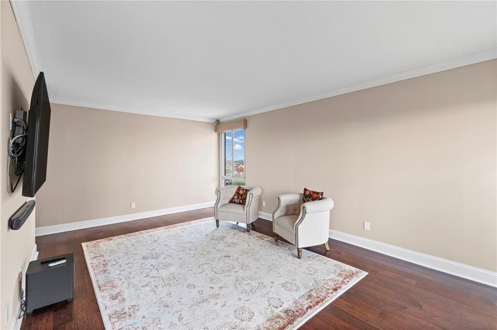 2510 Grand Boulevard — photo 14