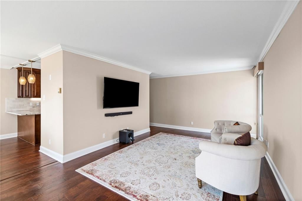 2510 Grand Boulevard — photo 15