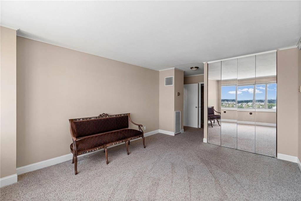 2510 Grand Boulevard — photo 28