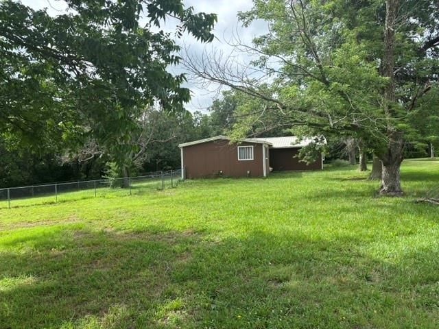 165 Lakeview Drive — photo 9