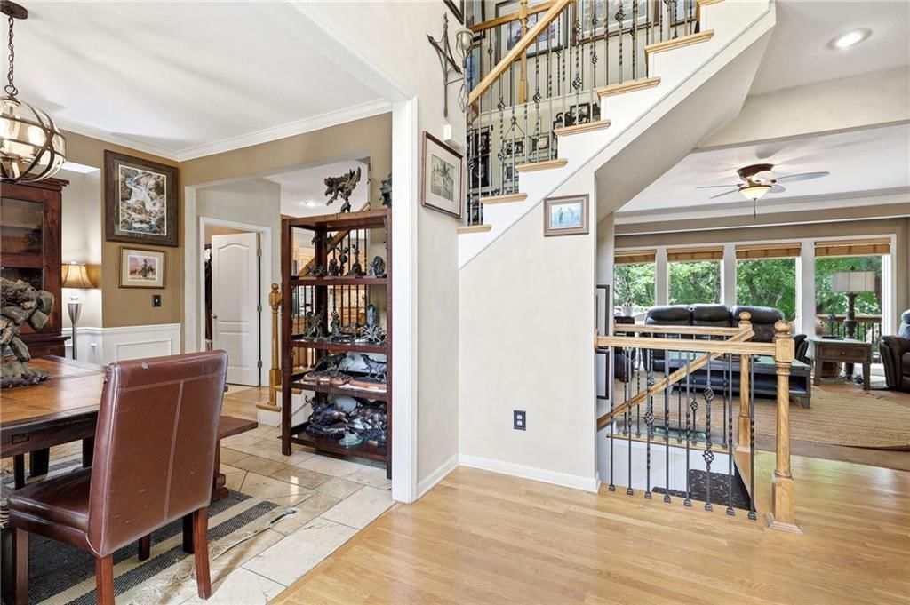 23536 W 73rd Terrace — photo 5