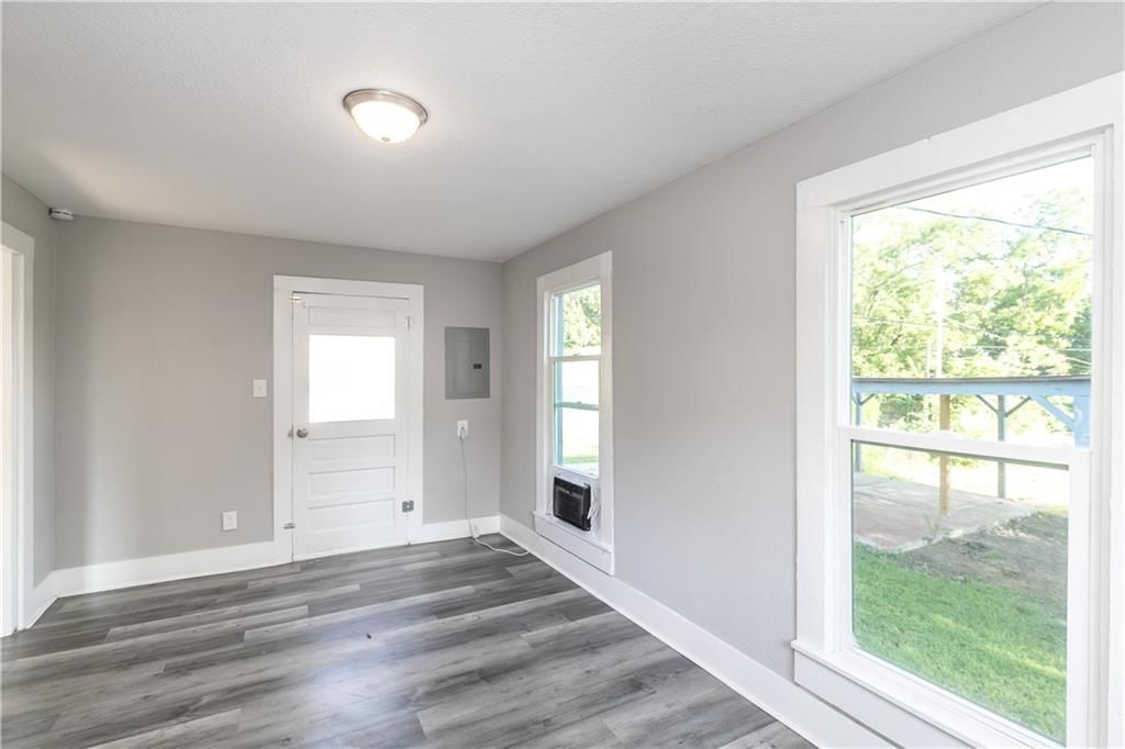 505 E Wall Street — photo 2