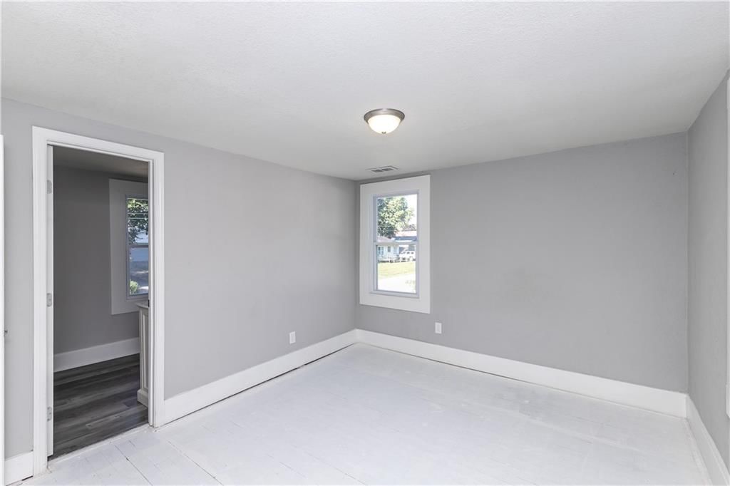 505 E Wall Street — photo 8