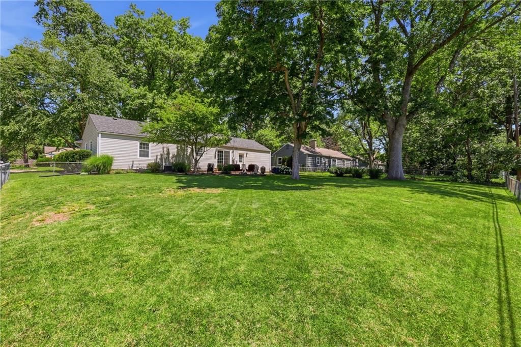 5615 W 70th Terrace — photo 31