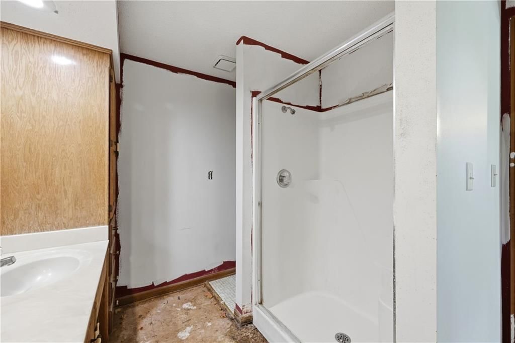 1402 NW Weatherstone Lane — photo 24