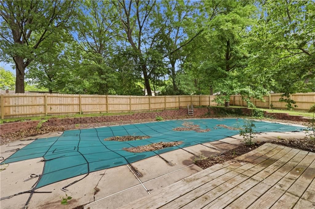 1402 NW Weatherstone Lane — photo 40