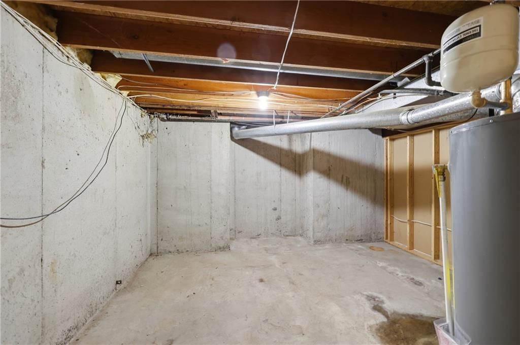 1402 NW Weatherstone Lane — photo 46