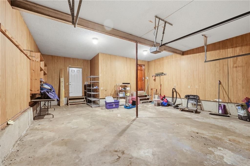 1402 NW Weatherstone Lane — photo 48