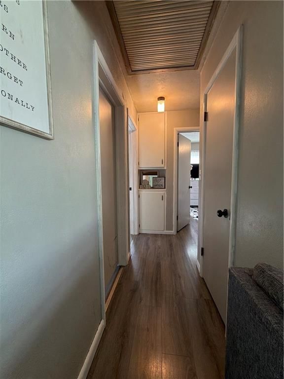 1701 Bryan Street — photo 6