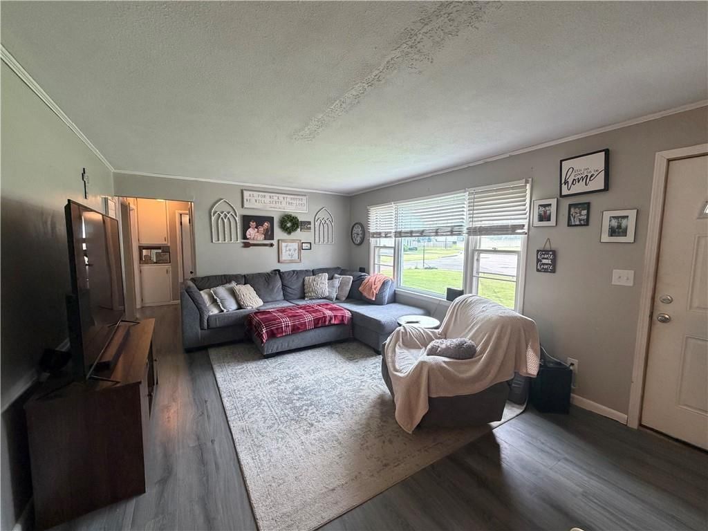1701 Bryan Street — photo 13