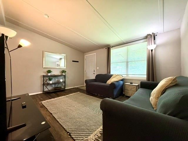 610 W 25th Street — photo 9