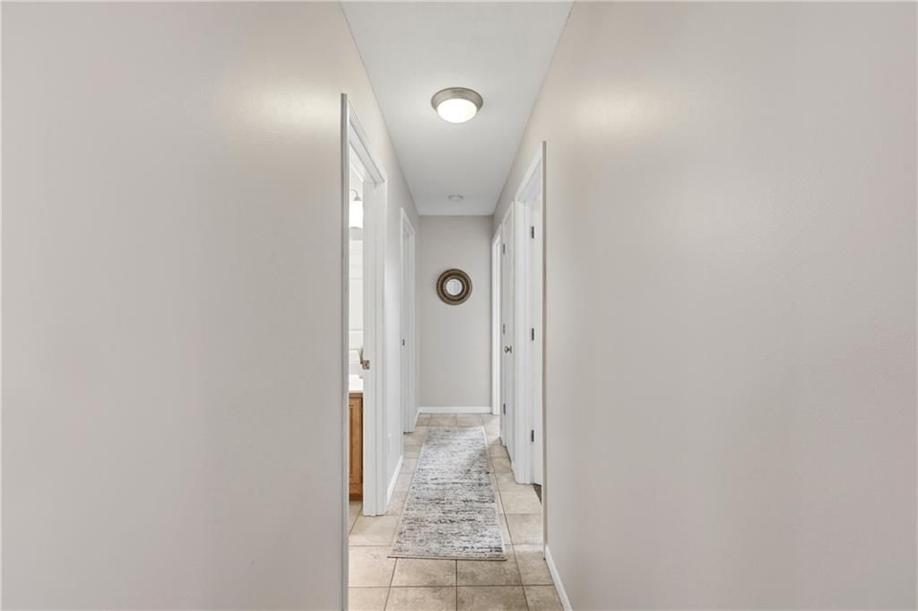 1019 Christie Lane — photo 7