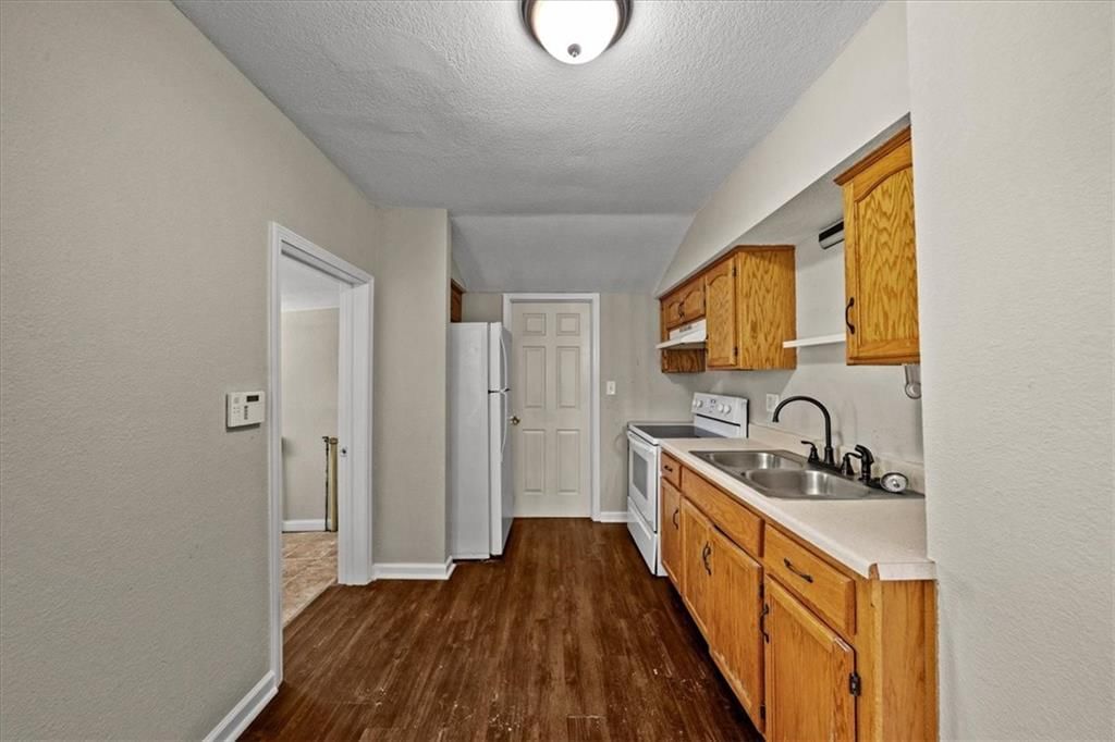 1524 S Home Avenue — photo 7