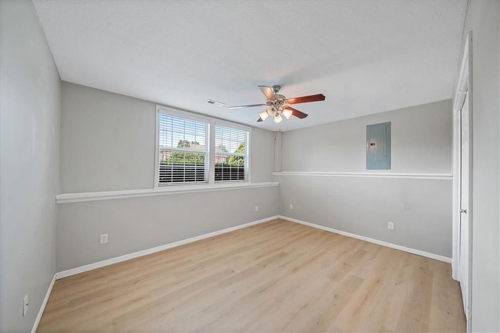 14637 Crystal Place — photo 26
