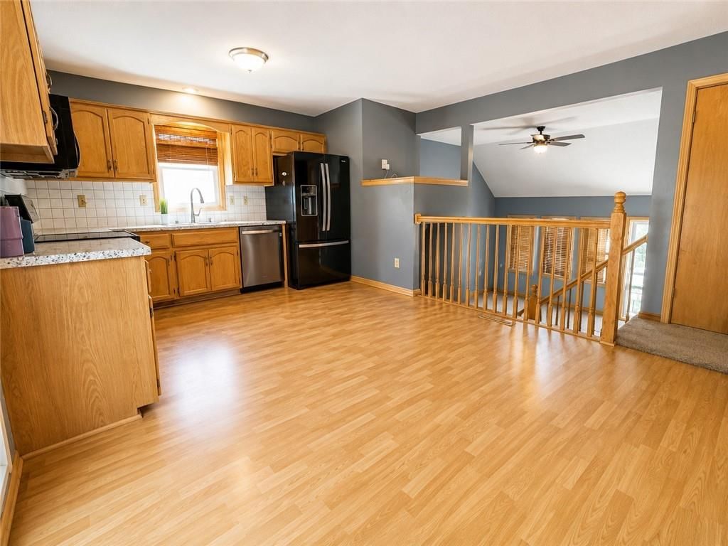 6215 N MERCIER Street — photo 4