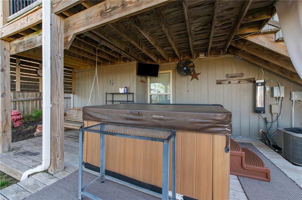 19204 Corbyn Lane — photo 32