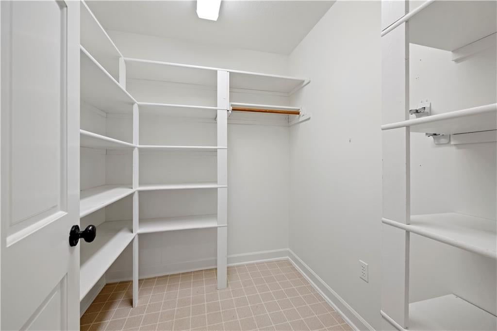 5801 W 180th Street — photo 20