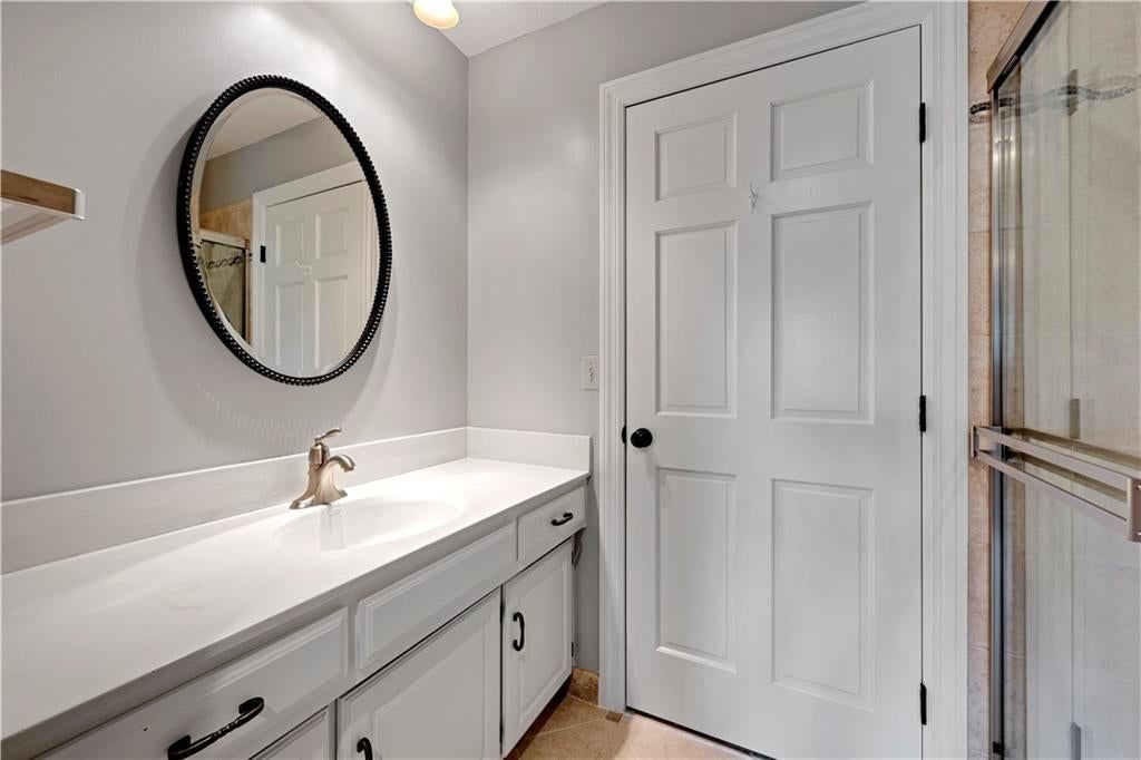 5801 W 180th Street — photo 33