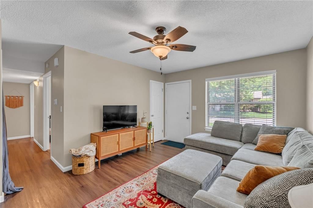 3233 Glacier Drive — photo 4