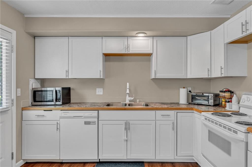 3233 Glacier Drive — photo 9