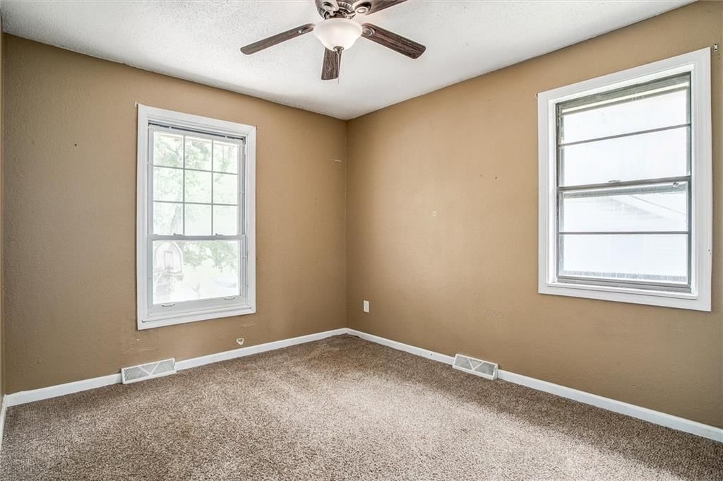 2500 SW Jackson Court — photo 12
