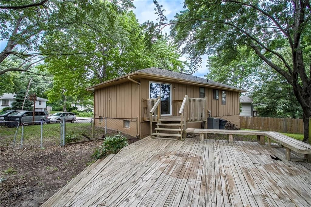 2500 SW Jackson Court — photo 22