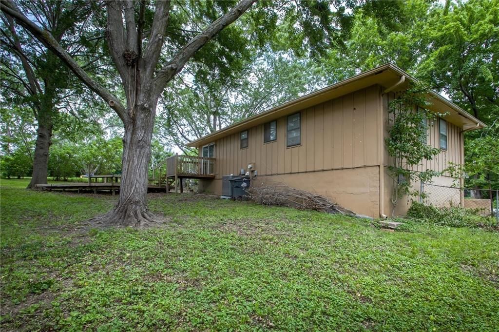 2500 SW Jackson Court — photo 24