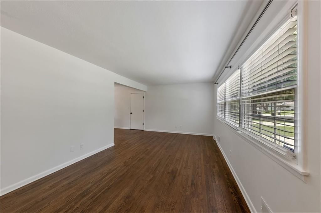 9930 Campbell Street — photo 5
