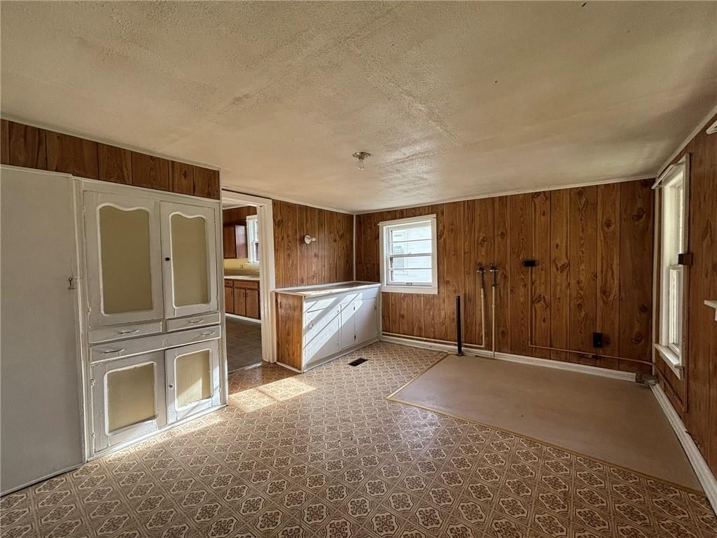 1011 5th Avenue — photo 16