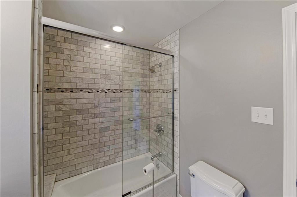 4411 W 97 Street — photo 17