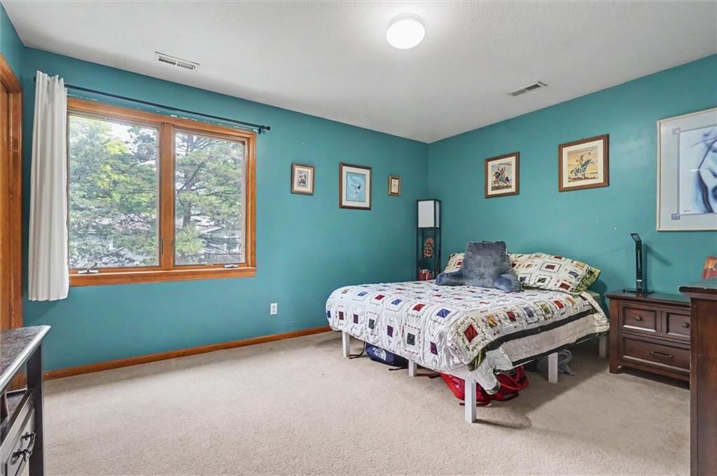 2408 Oxford Road — photo 22