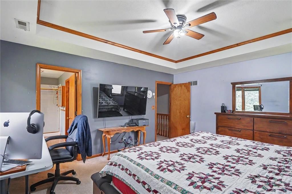 2408 Oxford Road — photo 31