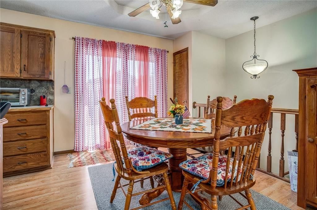 305 Pinetree Drive — photo 7