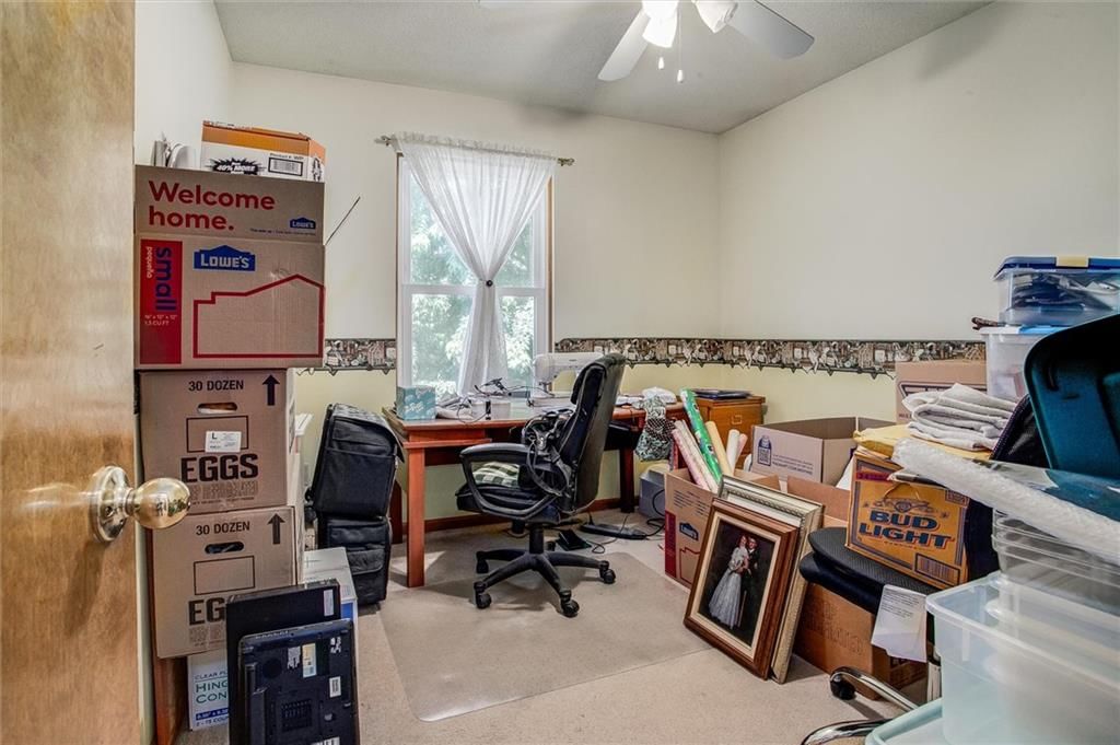 305 Pinetree Drive — photo 19