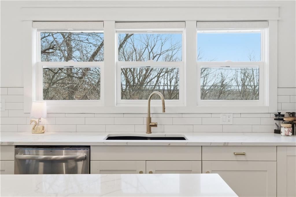 9905 W 60th Terrace — photo 17