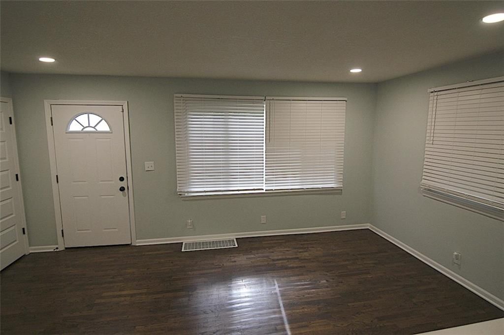 207 S 65th Street — photo 11
