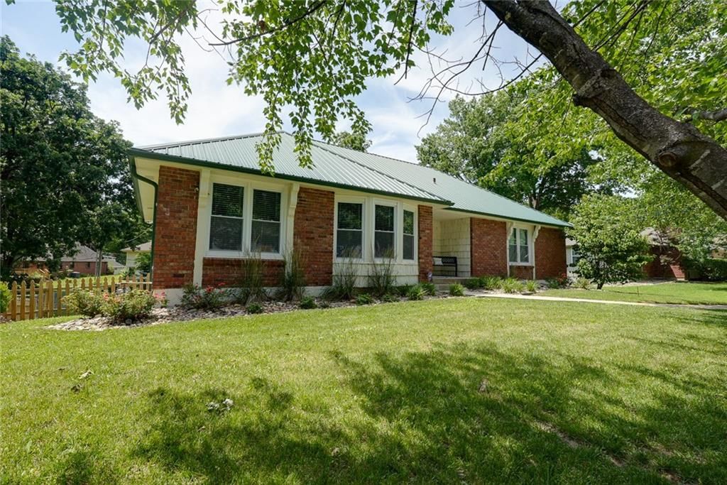 3916 S Grant Avenue — photo 2