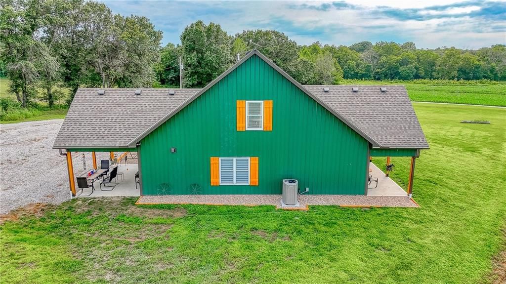 18306 Ozark Lane — photo 32