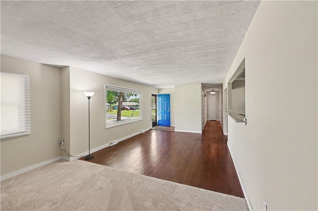 7940 N Broadway Street — photo 9