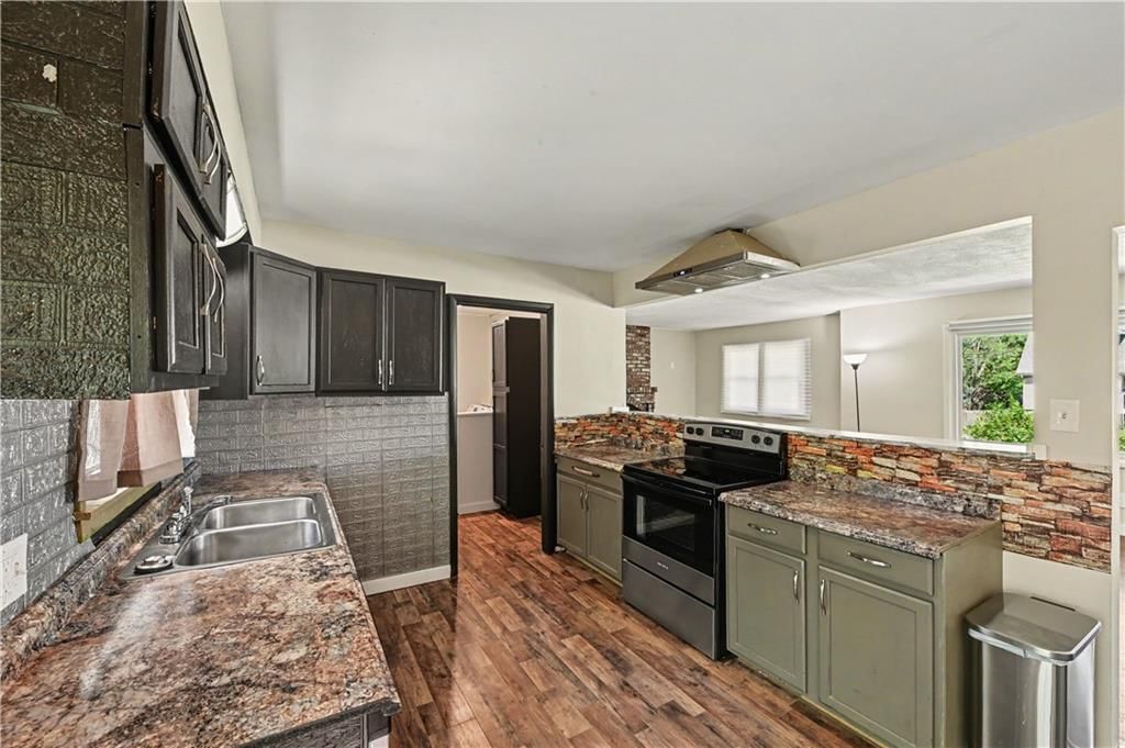 7940 N Broadway Street — photo 13