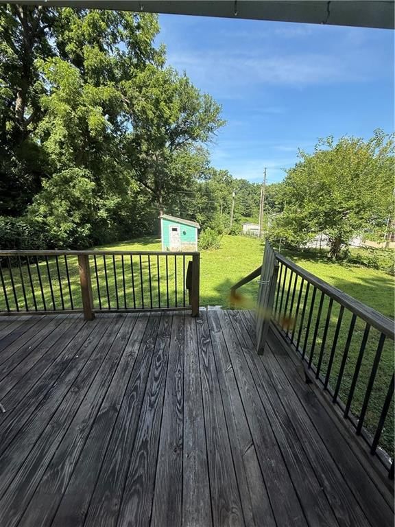 Photo 2 of 6 - 1614 S McCoy Street, Independence, MO 64055