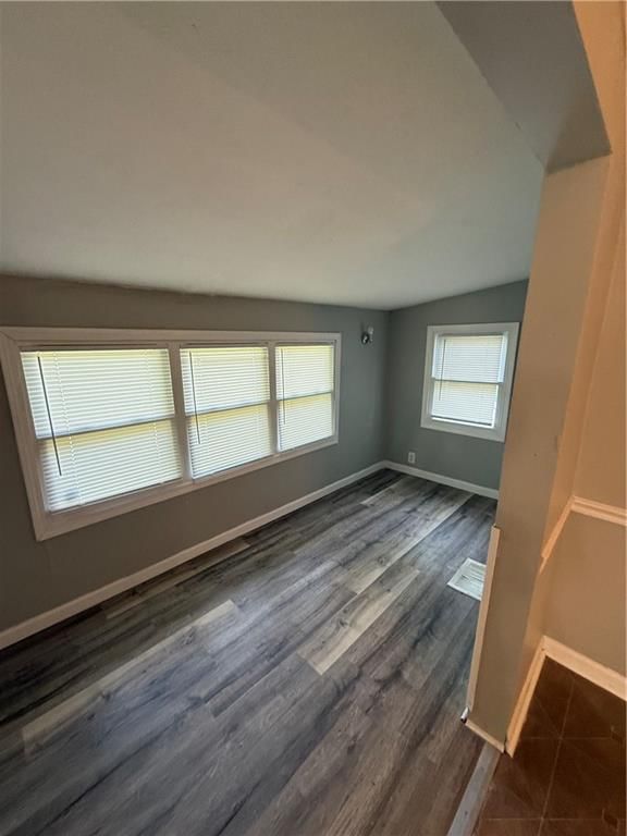 Photo 6 of 6 - 1614 S McCoy Street, Independence, MO 64055