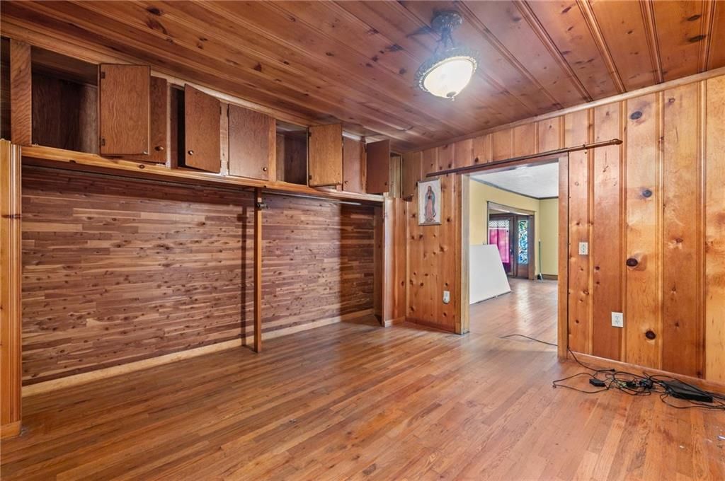 524 Cypress Avenue — photo 14