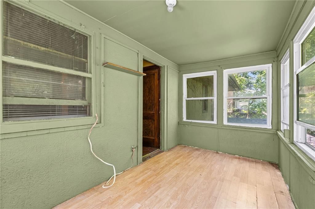 524 Cypress Avenue — photo 24