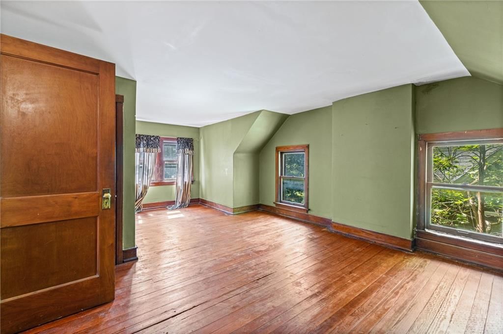 524 Cypress Avenue — photo 27