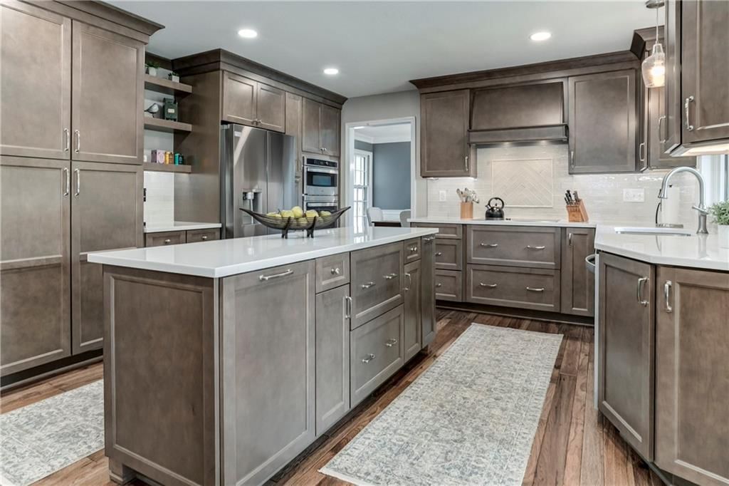 12701 Fontana Street — photo 9